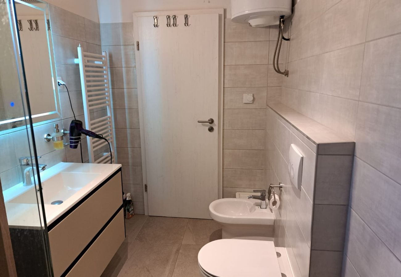 Villa a Nova Vas - Villa Jacky 2 near Poreč for 4 persons with 32 m2 private pool - pet friendly