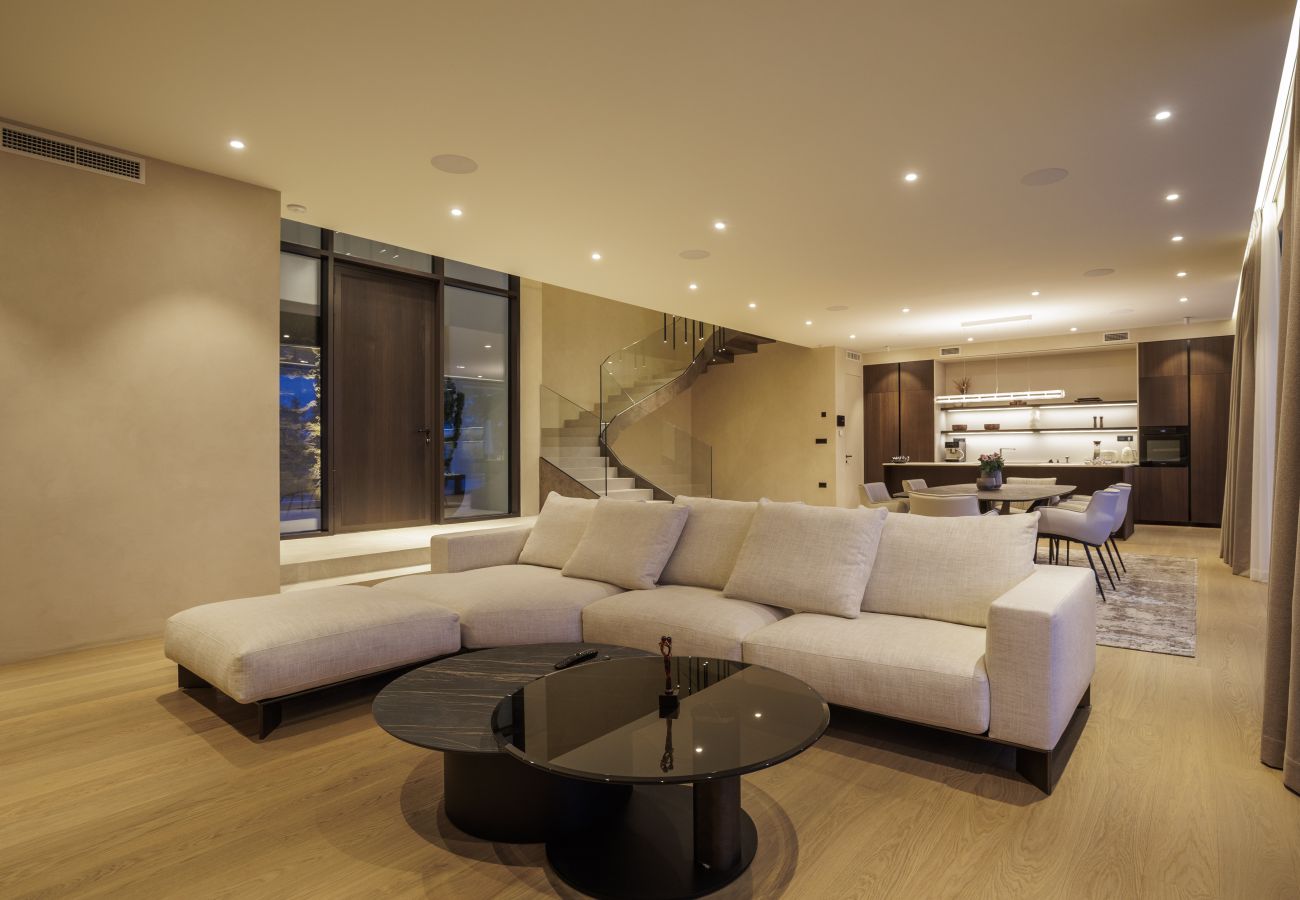 Villa a Mošcenicka Draga - Luxury Villa Ella near Opatija for 6 persons with private 36 m2 heated pool & beautiful sea view