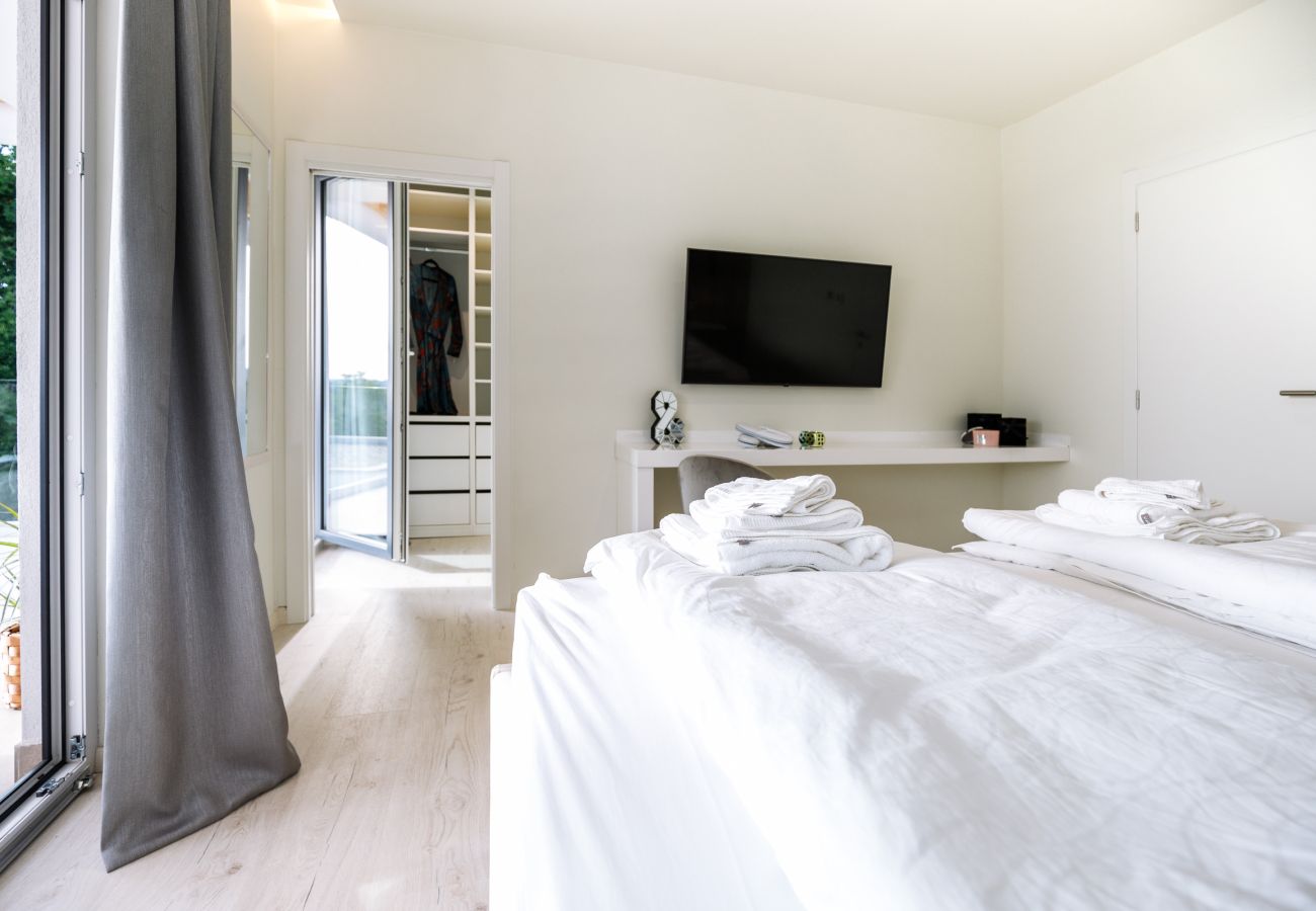 Villa a Vrecari - Villa Sonia near Labin - Rabac for 8 persons with 40 m2 heated pool, wellness & kids playground