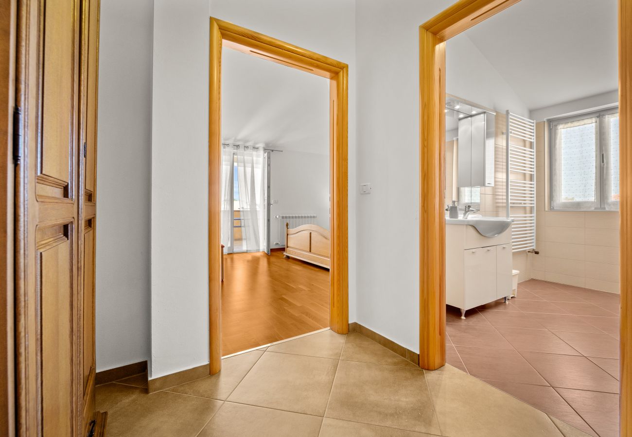 Villa a Gajana - Villa Oliva near Pula for 9 persons with private pool, sea view & beautiful outside area - 3 km from beach