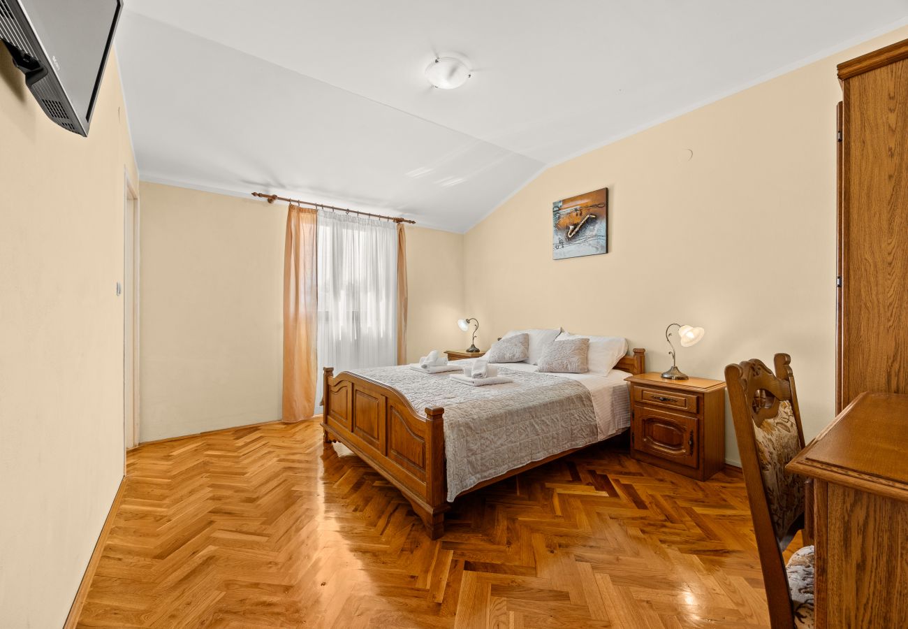 Villa a Šišan - Villa Divina