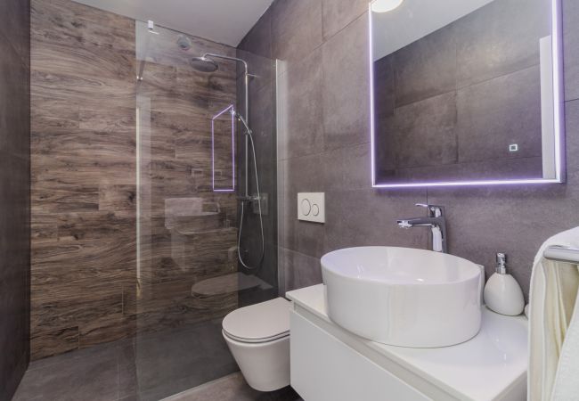 Villa in Medulin - Villa Miaa newly built modern villa in Medulin for 9 people with heated swimming pool & jacuzzi Villa in Medulin - Villa Miaa newly built modern villa in Medulin for 9 people with heated swimming pool & jacuzzi