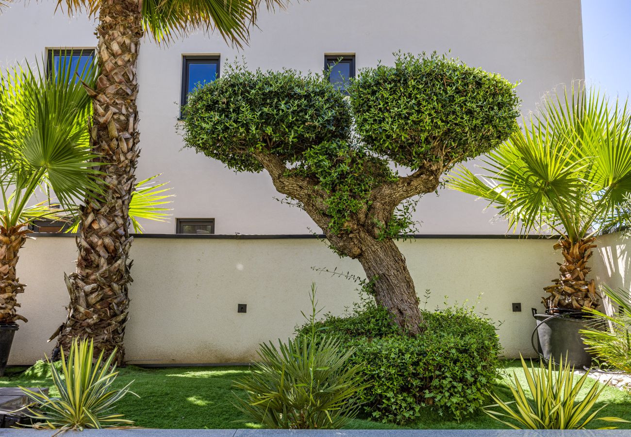 Villa in Medulin - Luxury TABOO Villa & Spa in Medulin for 8 people with heated pool & wellness area