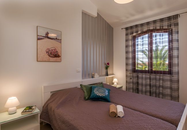 Villa in Galižana - Villa Pietra for 6 people near Fažana with sea view - children playground & pet friendly Villa in Galižana - Villa Pietra for 6 people near Fažana with sea view - children playground & pet friendly