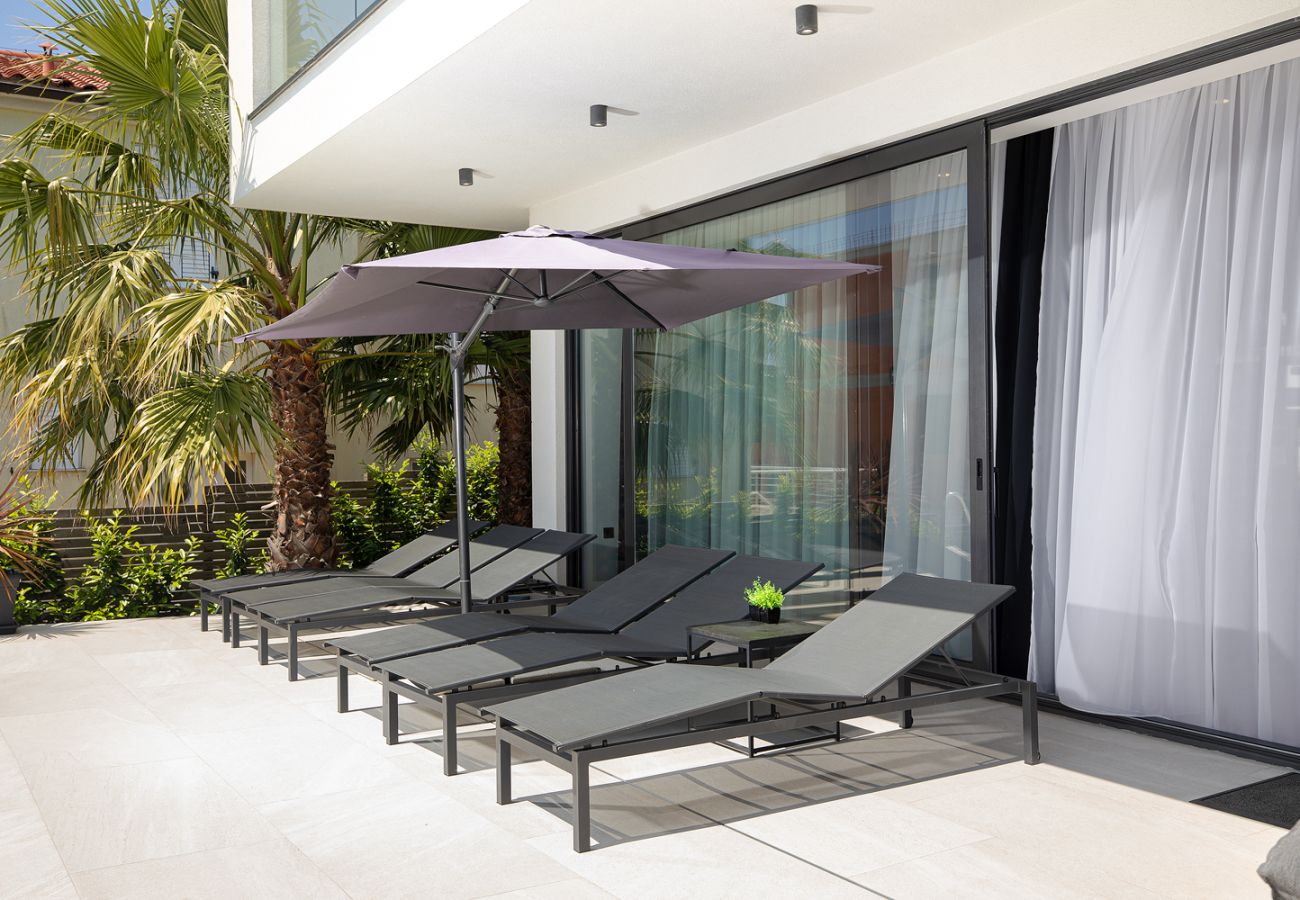 Villa in Medulin - Luxury Villa Dali with Sauna, Whirlpool and Sea view in Medulin only 1,7 km from the beach