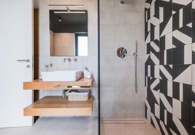 Villa in Vodnjan - Villa Arestea near Pula with sea view, wellness & playground Villa in Vodnjan - Villa Arestea near Pula with sea view, wellness & playground