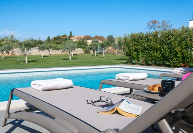 Villa in Vodnjan - Villa Arestea near Pula with sea view, wellness & playground Villa in Vodnjan - Villa Arestea near Pula with sea view, wellness & playground