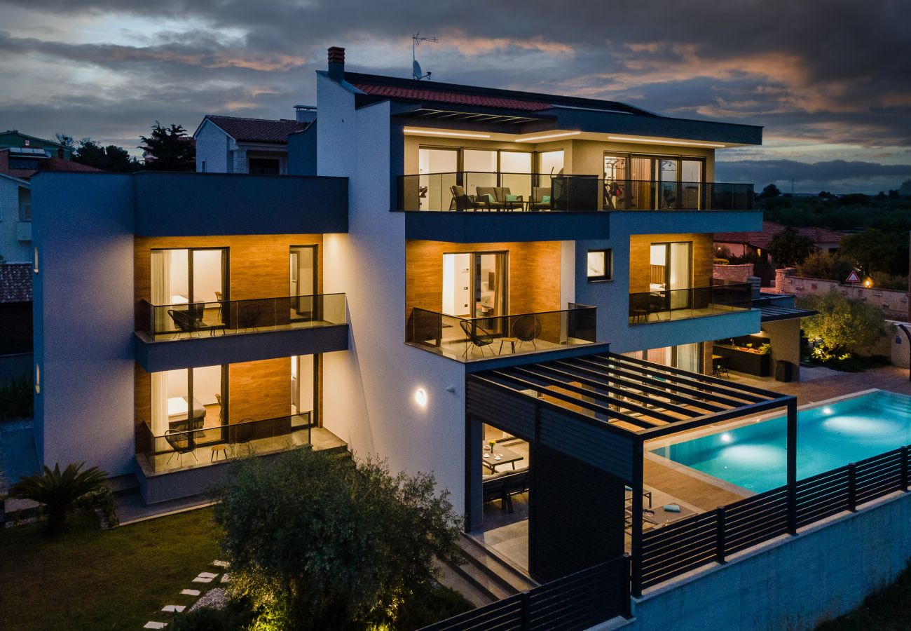 Villa in Fažana - Villa Bellatrix in Fažana with beach front and sea view