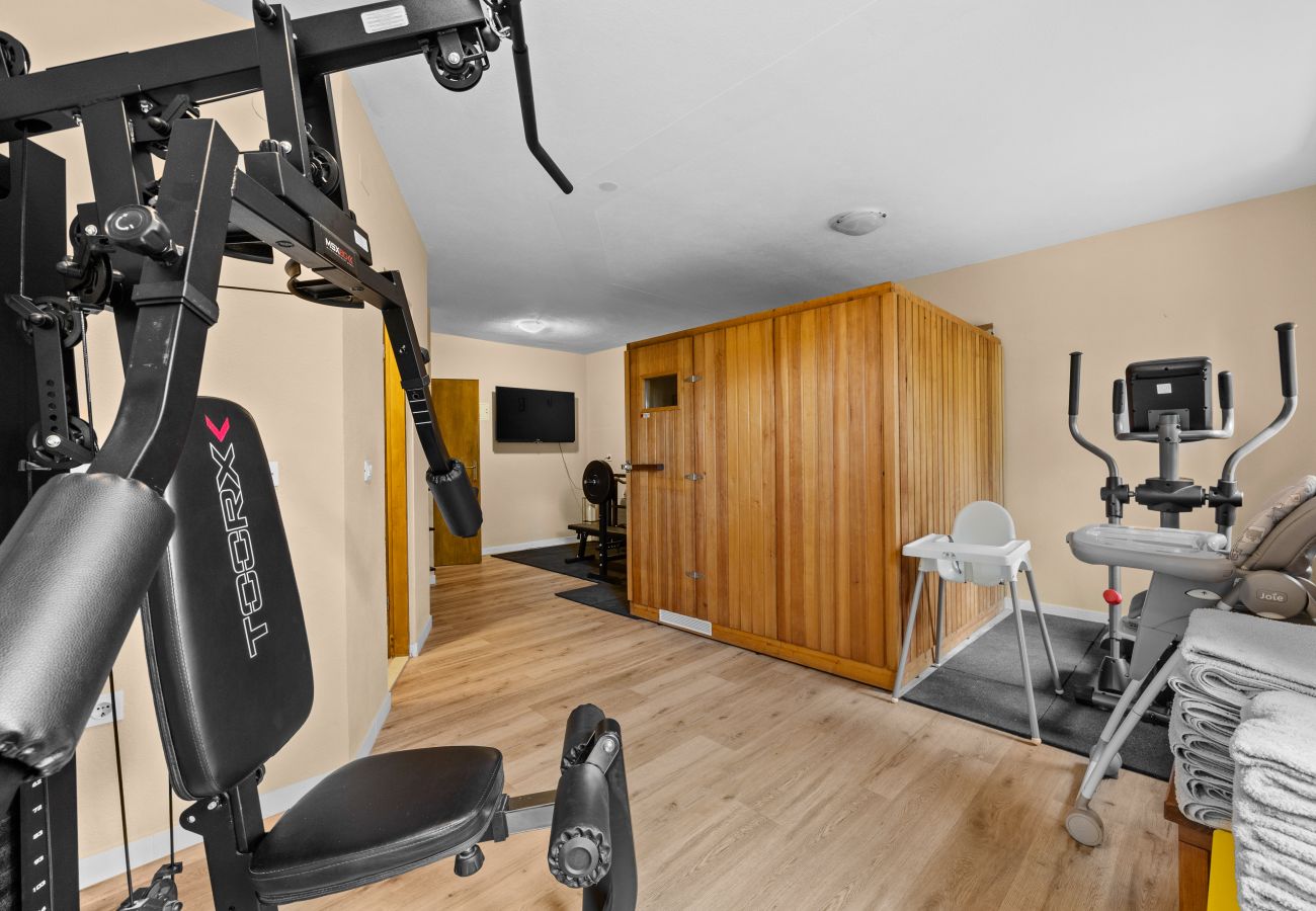 Villa in Višnjan - Villa Bucks near Poreč for 20 persons with Sea View, Whirlpool, Sauna & Fitness