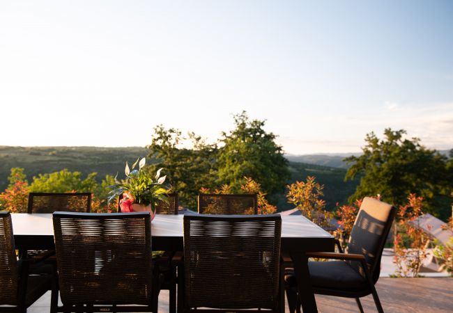 Villa in Sveta Nedelja - Luxury Villa Callista near Labin with kids playground, fitness and heated pool Villa in Sveta Nedelja - Luxury Villa Callista near Labin with kids playground, fitness and heated pool