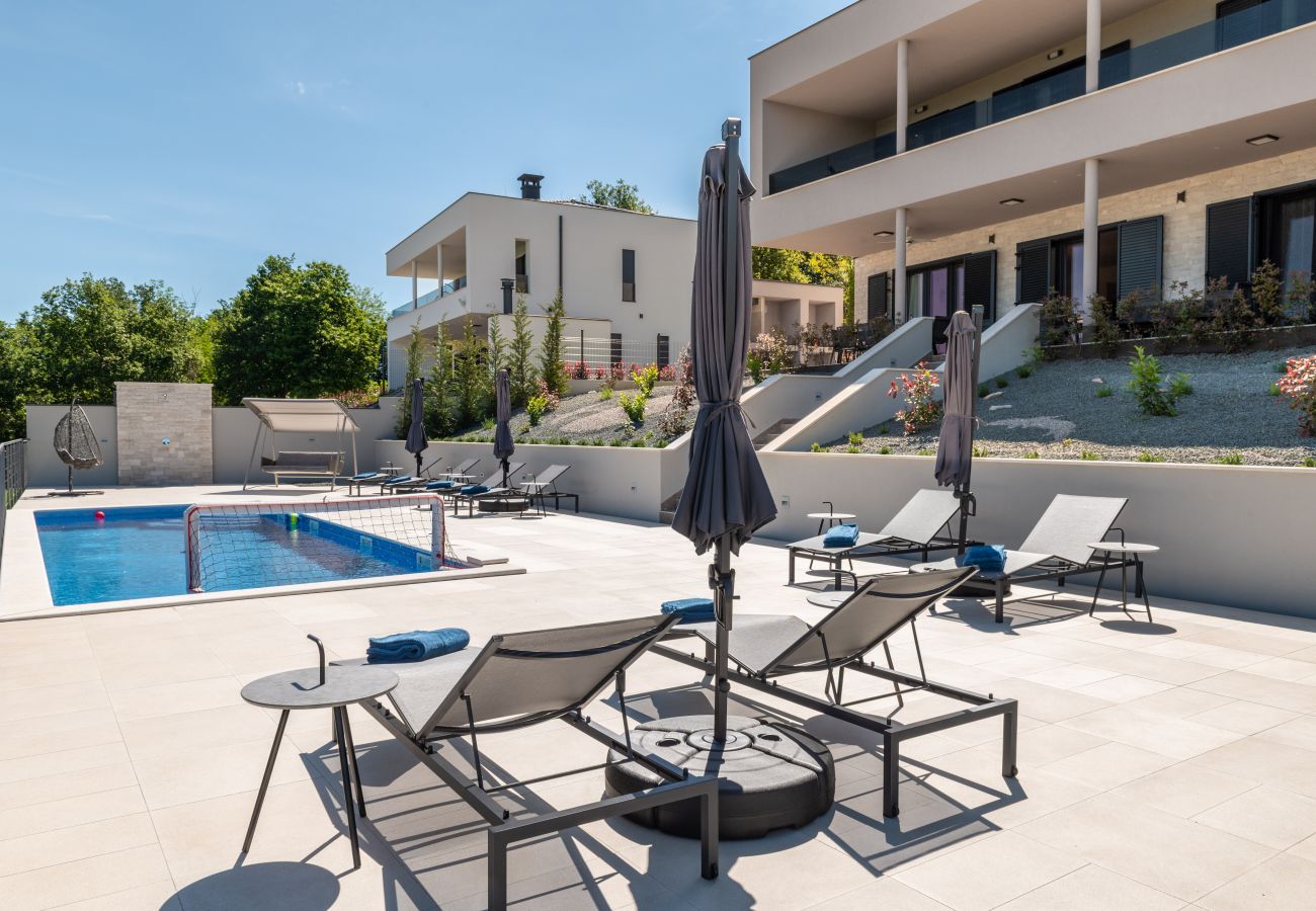 Villa in Sveta Nedelja - Luxury Villa Callista near Labin with kids playground, fitness and heated pool