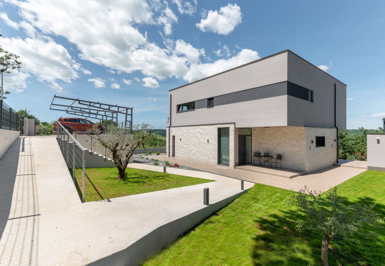 Villa in Sveta Nedelja - Luxury Villa Callista near Labin with kids playground, fitness and heated pool