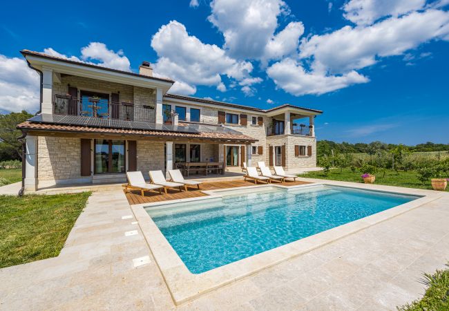 Villa in Galižana - Villa Campagna near Fažana with 7.250m2 large garden and sauna Villa in Galižana - Villa Campagna near Fažana with 7.250m2 large garden and sauna