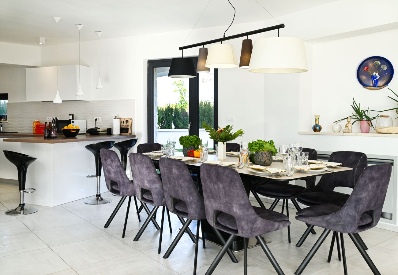 Villa in Juršici - Villa EmMa Istria in Central Istria with sea view, pool heating and underfloor heating