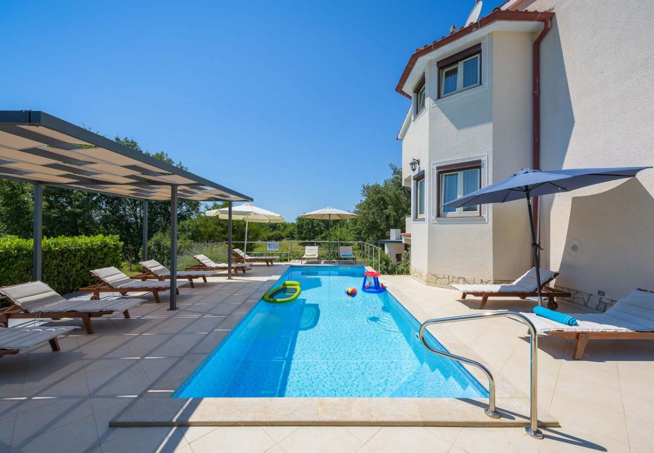 Villa in Micetici - Villa Eufemia near Poreč with large garden and outdoor playground for kids