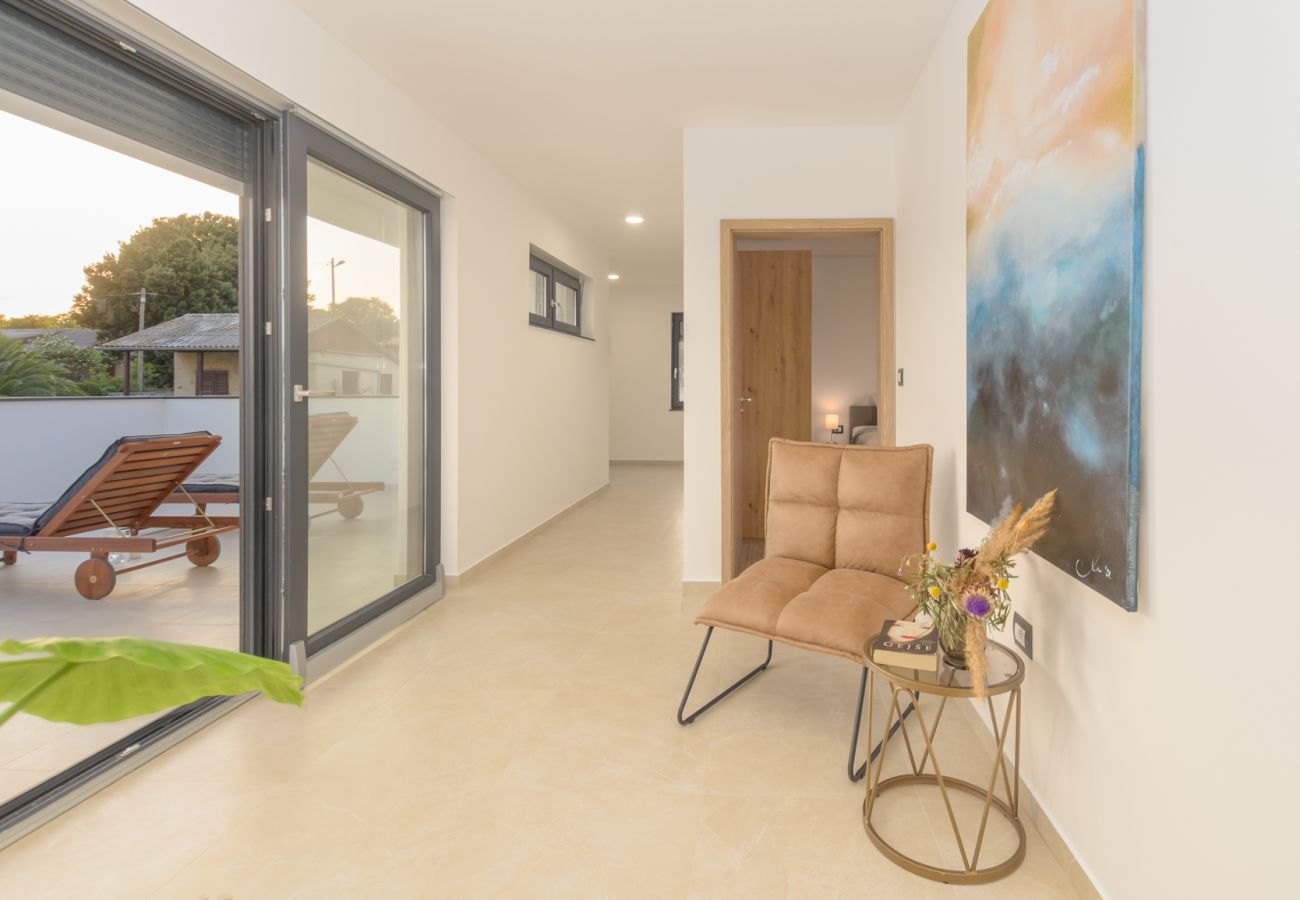 Villa in Vintijan - Villa Hana near Pula with private 32 m2 pool & only 2 km from the beach