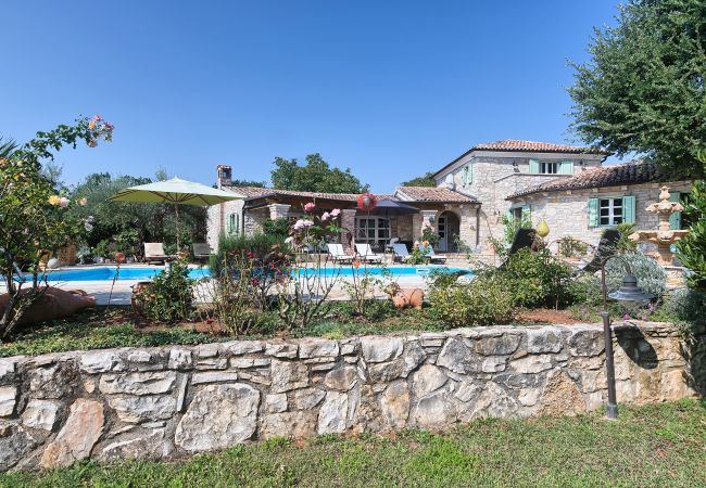 Villa in Jehnici - Villa Karim near Poreč with large garden & 50 m2 private pool  Villa in Jehnici - Villa Karim near Poreč with large garden & 50 m2 private pool