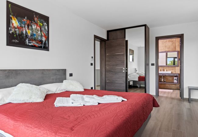 Villa in Juršici - Villa MaEm in Central Istria for families with Sauna, Whirlpool & Sea View Villa in Juršici - Villa MaEm in Central Istria for families with Sauna, Whirlpool & Sea View