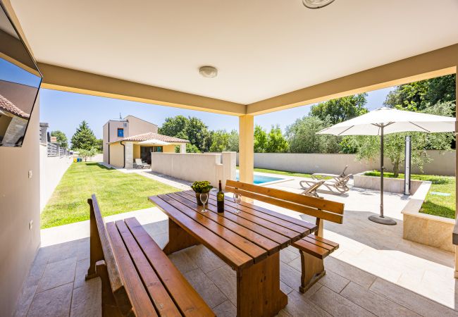 Villa in Ližnjan - Villa Markulin near Medulin for 8 people only 2 km from the beach Villa in Ližnjan - Villa Markulin near Medulin for 8 people only 2 km from the beach