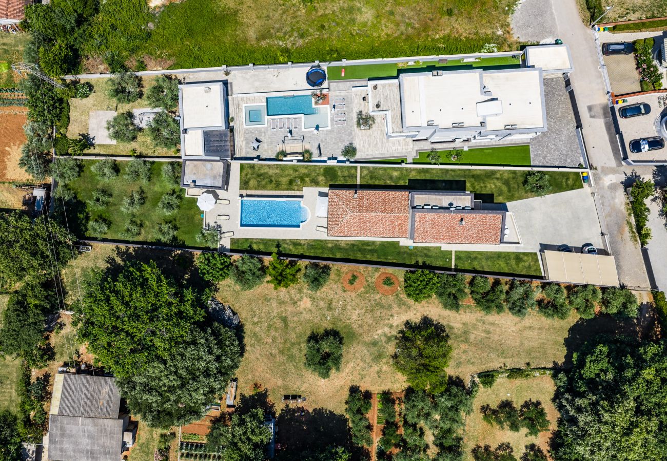 Villa in Ližnjan - Villa Markulin near Medulin for 8 people only 2km from the beach - pet friendly