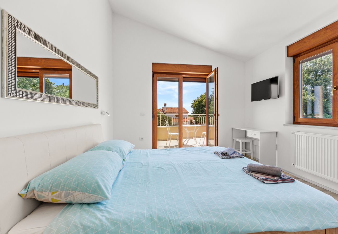Villa in Ližnjan - Villa Markulin near Medulin for 8 people only 2km from the beach - pet friendly
