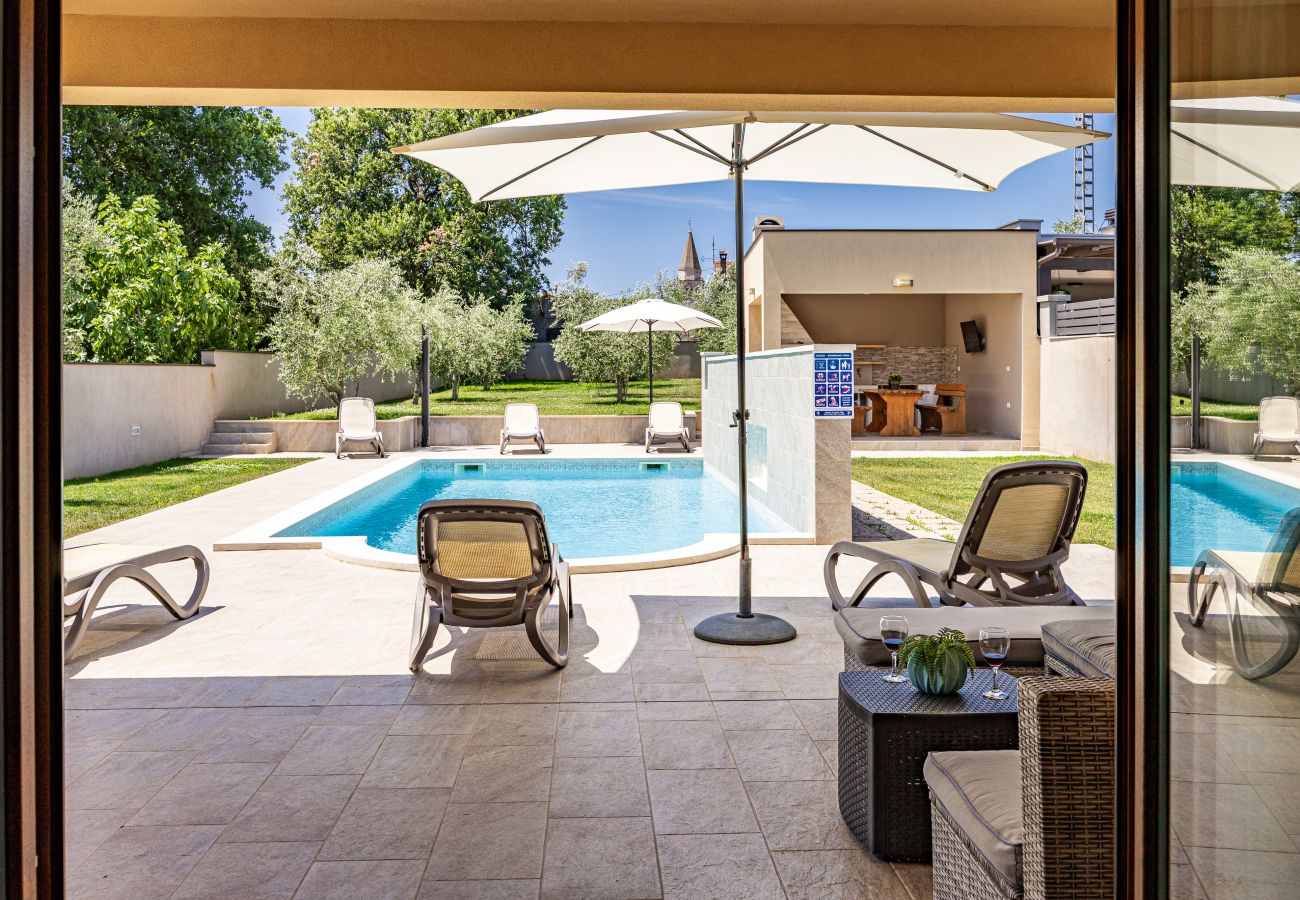 Villa in Ližnjan - Villa Markulin near Medulin for 8 people only 2km from the beach - pet friendly