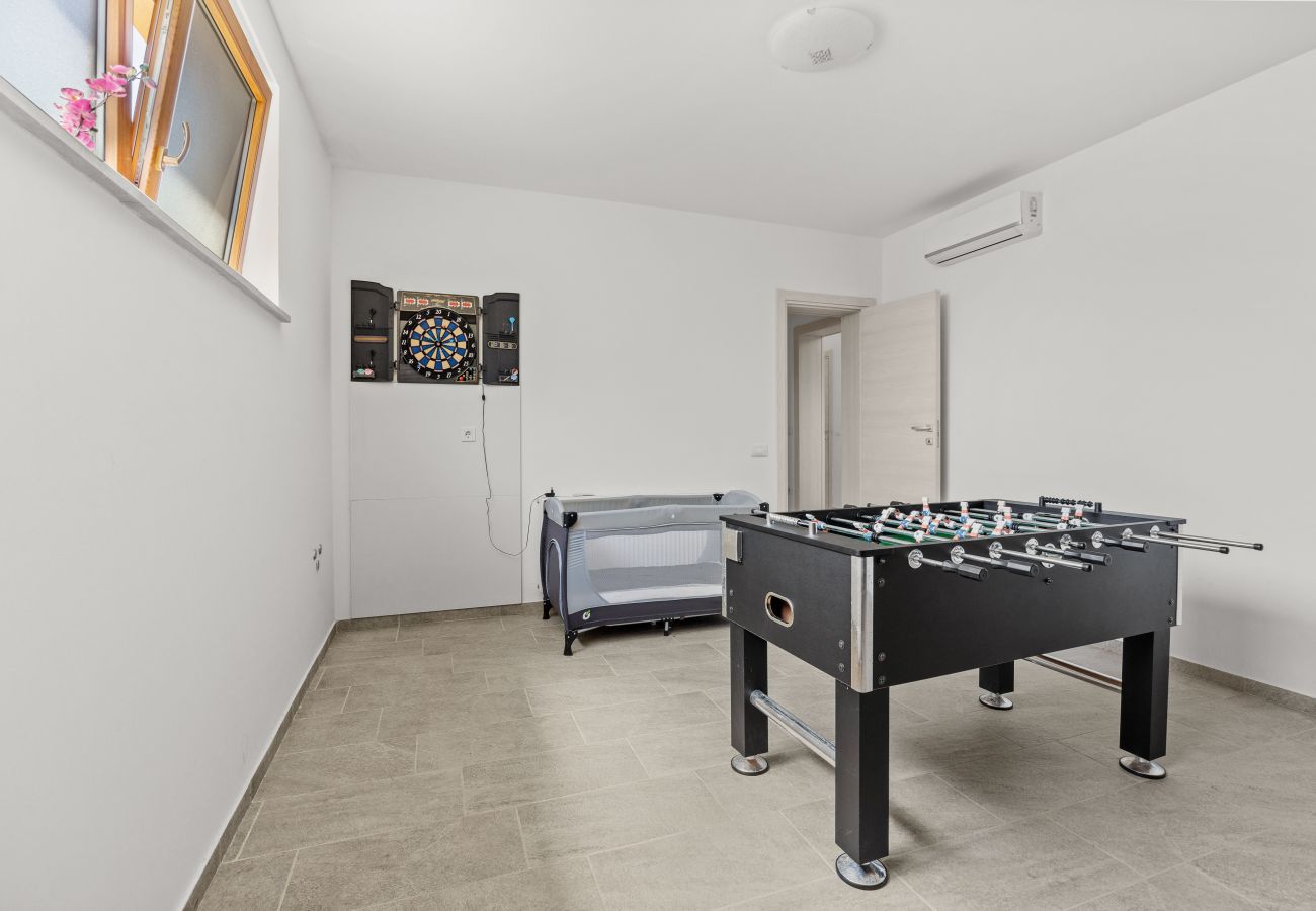 Villa in Ližnjan - Villa Markulin near Medulin for 8 people only 2km from the beach - pet friendly