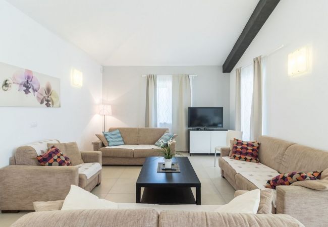 Villa in Mužini - Villa Martha in Central Istria with private pool - wellness / table tennis for 12 persons Villa in Mužini - Villa Martha in Central Istria with private pool - wellness / table tennis for 12 persons