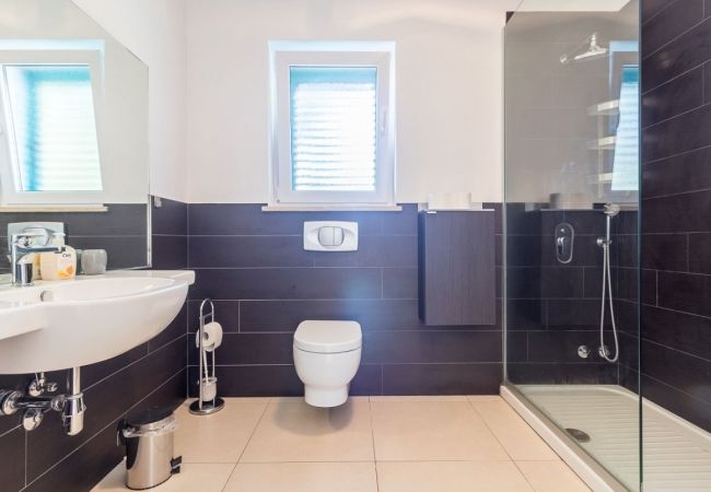 Villa in Mužini - Villa Martha in Central Istria with private pool - wellness / table tennis for 12 persons Villa in Mužini - Villa Martha in Central Istria with private pool - wellness / table tennis for 12 persons
