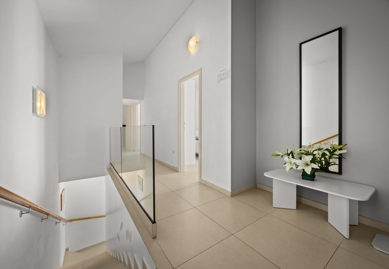 Villa in Mužini - Villa Martha in Central Istria with private pool - wellness / table tennis for 12 persons