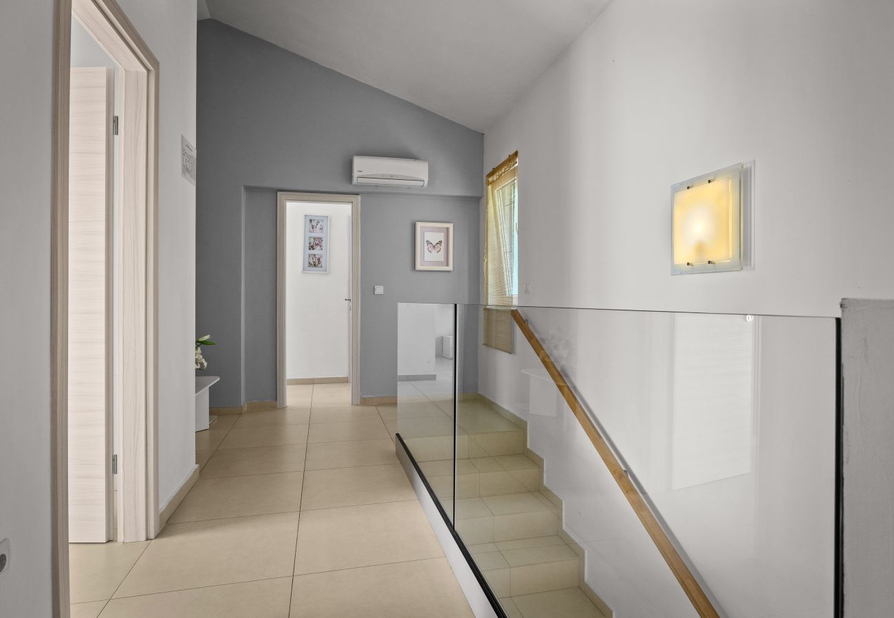 Villa in Mužini - Villa Martha in Central Istria with private pool - wellness / table tennis for 12 persons