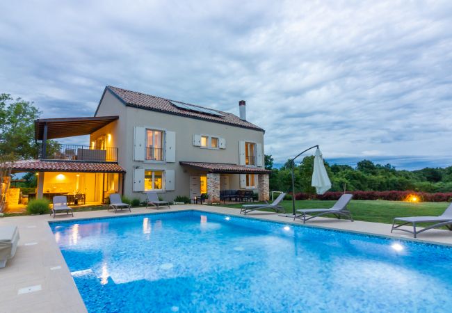Villa in Butkovici - Villa MyKoltrina in Central Istria for 10 persons with with wellness & 72 m2 large pool   Villa in Butkovici - Villa MyKoltrina in Central Istria for 10 persons with with wellness & 72 m2 large pool