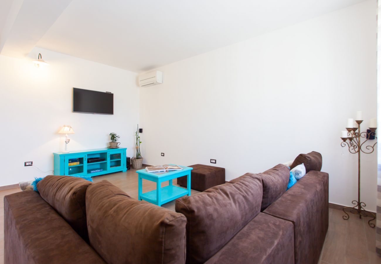 Villa in Tinjan - Villa Roza in Central Istria with whirlpool and playground for kids - pet friendly  