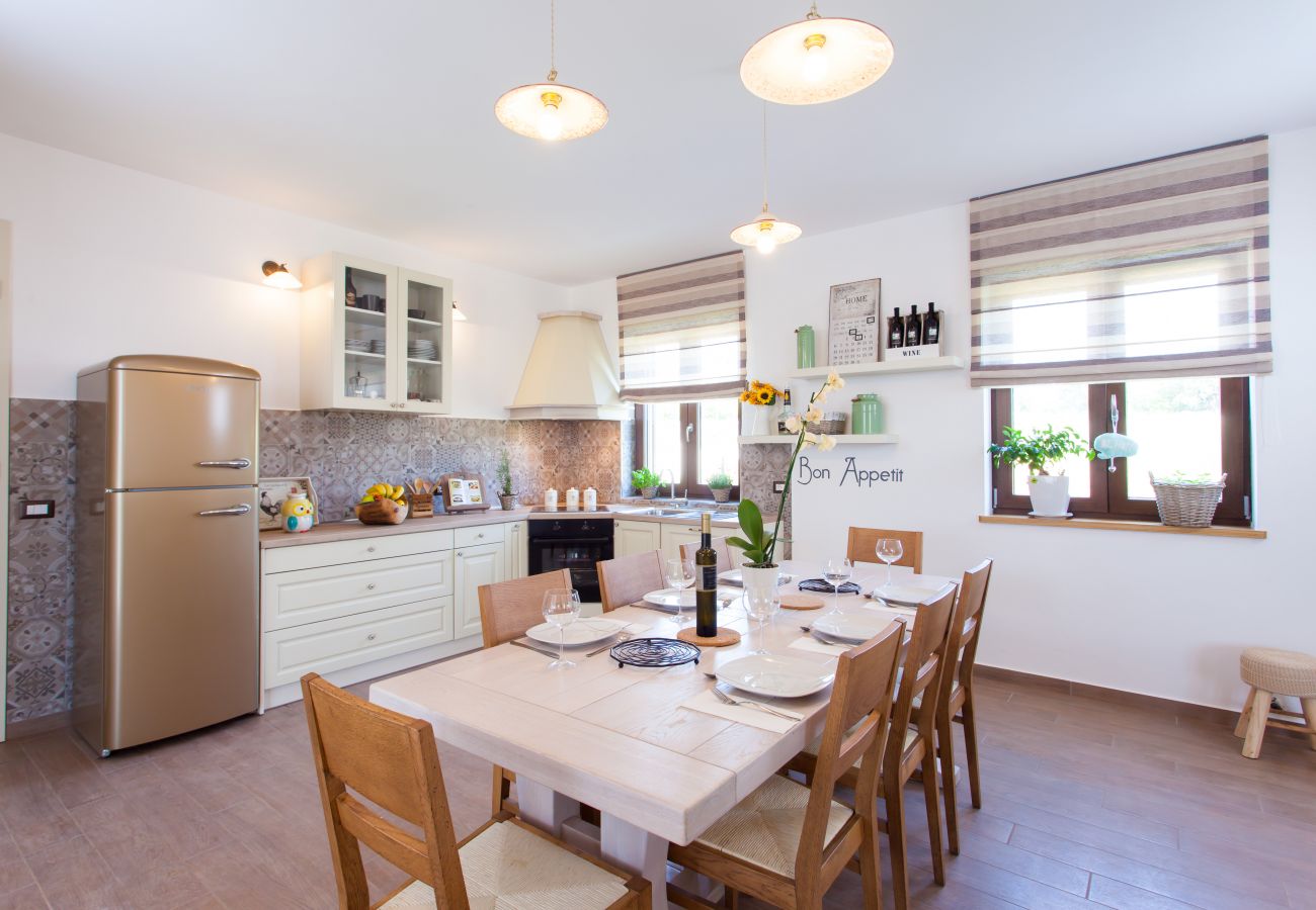 Villa in Tinjan - Villa Roza in Central Istria with whirlpool and playground for kids - pet friendly  