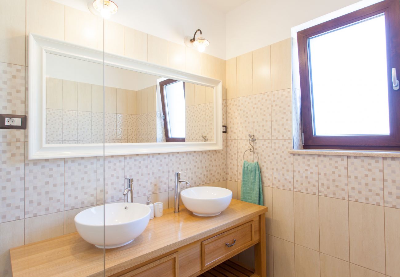 Villa in Tinjan - Villa Roza in Central Istria with whirlpool and playground for kids - pet friendly  