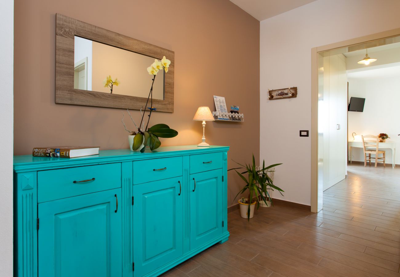 Villa in Tinjan - Villa Roza in Central Istria with whirlpool and playground for kids - pet friendly  