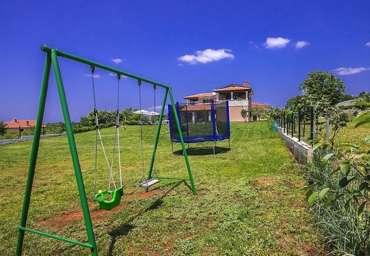 Villa in Tinjan - Villa Roza in Central Istria with whirlpool and playground for kids - pet friendly  