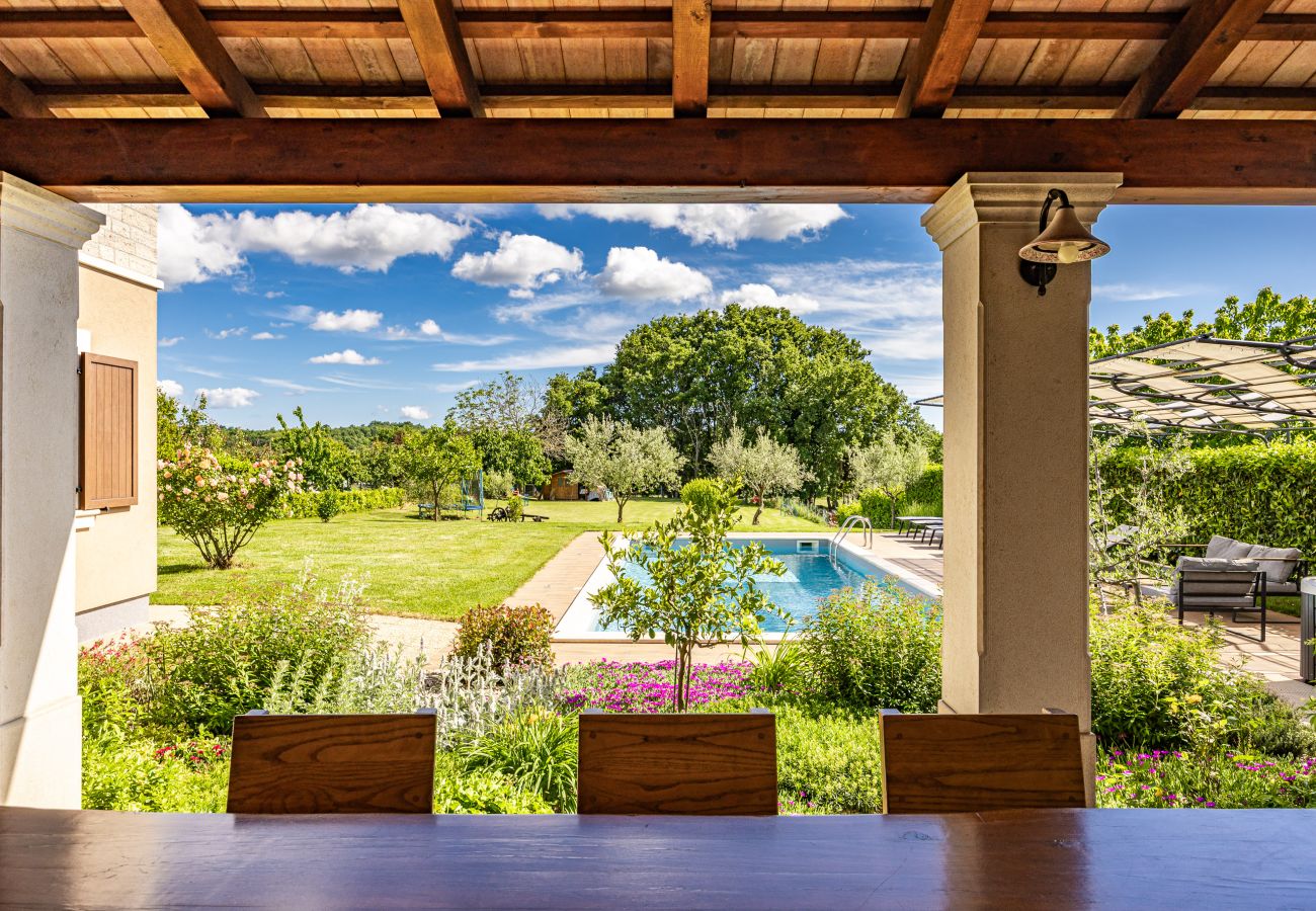 Villa in Tinjan - Villa Roza in Central Istria with whirlpool and playground for kids - pet friendly  
