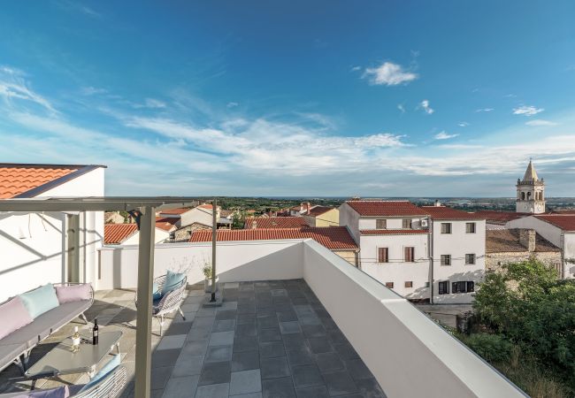 Villa in Ližnjan - Villa San for 6 persons in Medulin with fitness and only 2 km from the beach with sea view Villa in Ližnjan - Villa San for 6 persons in Medulin with fitness and only 2 km from the beach with sea view