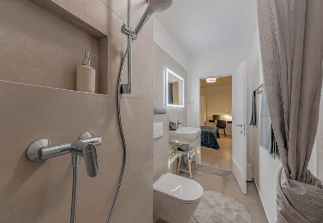 Villa in Ližnjan - Villa San for 6 persons in Medulin with fitness and only 2 km from the beach with sea view Villa in Ližnjan - Villa San for 6 persons in Medulin with fitness and only 2 km from the beach with sea view