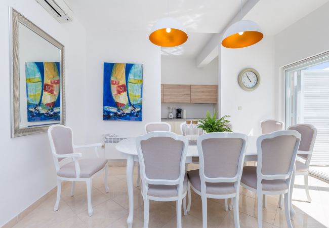 Villa in Opatija - Villa Sveti Petar in Opatija for 10 persons with sea view & whirlpool  Villa in Opatija - Villa Sveti Petar in Opatija for 10 persons with sea view & whirlpool