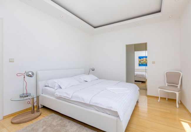 Villa in Opatija - Villa Sveti Petar in Opatija for 10 persons with sea view & whirlpool  Villa in Opatija - Villa Sveti Petar in Opatija for 10 persons with sea view & whirlpool
