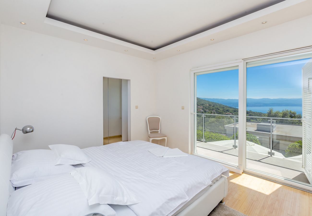 Villa in Opatija - Villa Sveti Petar in Opatija for 10 persons with sea view & whirlpool 
