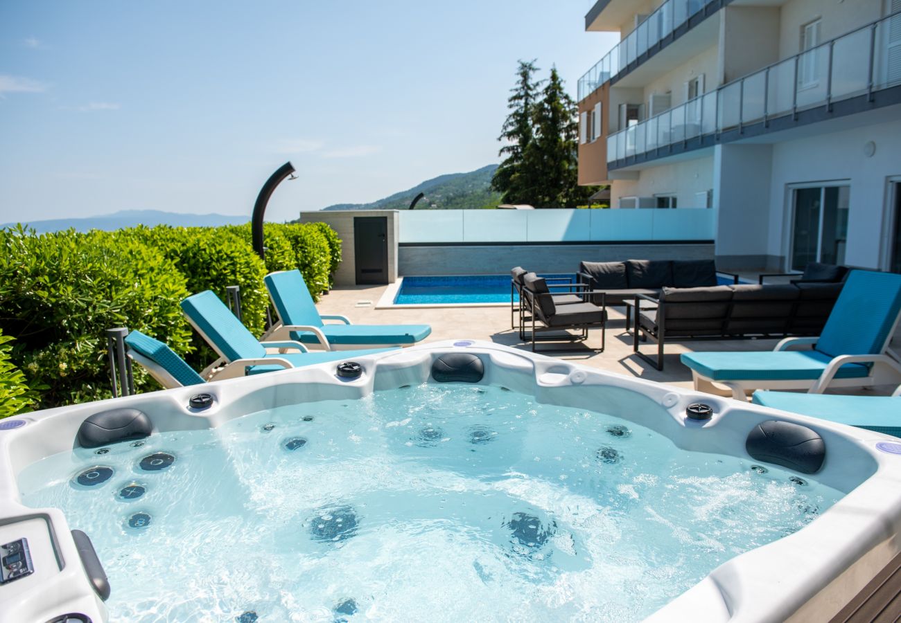 Villa in Opatija - Villa Sveti Petar in Opatija for 10 persons with sea view & whirlpool 