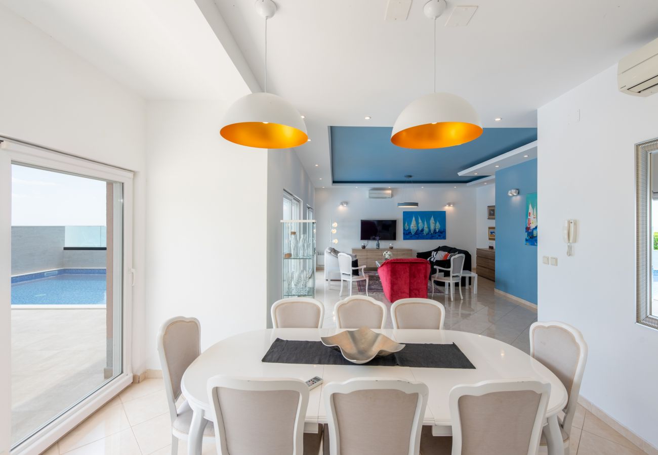 Villa in Opatija - Villa Sveti Petar in Opatija for 10 persons with sea view & whirlpool 