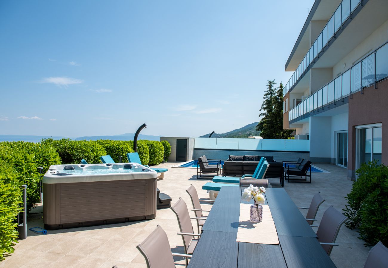 Villa in Opatija - Villa Sveti Petar in Opatija for 10 persons with sea view & whirlpool 