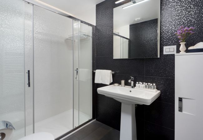 Villa in Duga Luka - Villa Vlastelini II near Labin - Rabac with sea view, beachfront and wellness Villa in Duga Luka - Villa Vlastelini II near Labin - Rabac with sea view, beachfront and wellness