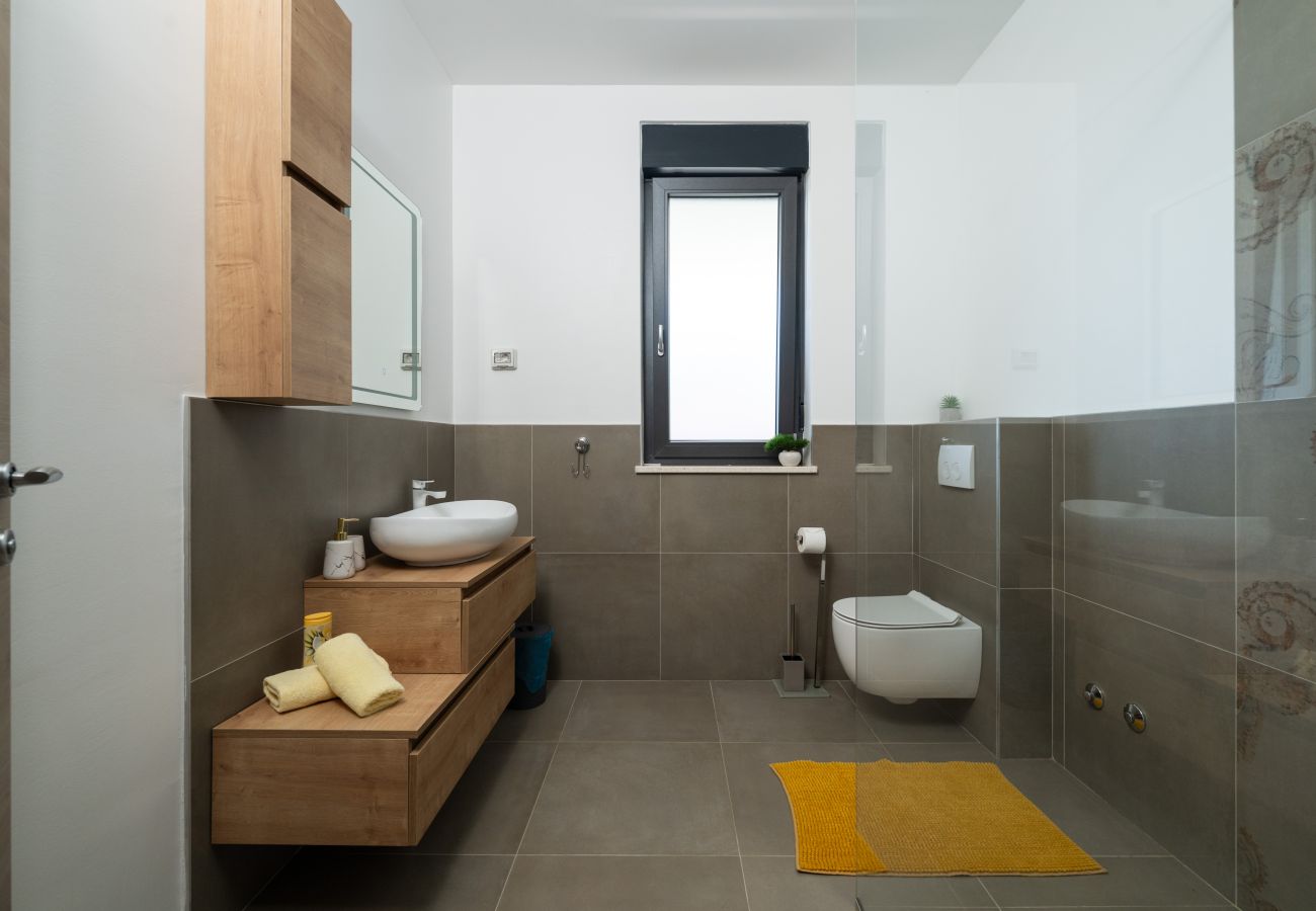 Villa in Krnica - Villa Posidonia near Pula with sea view and surrounded by olive trees
