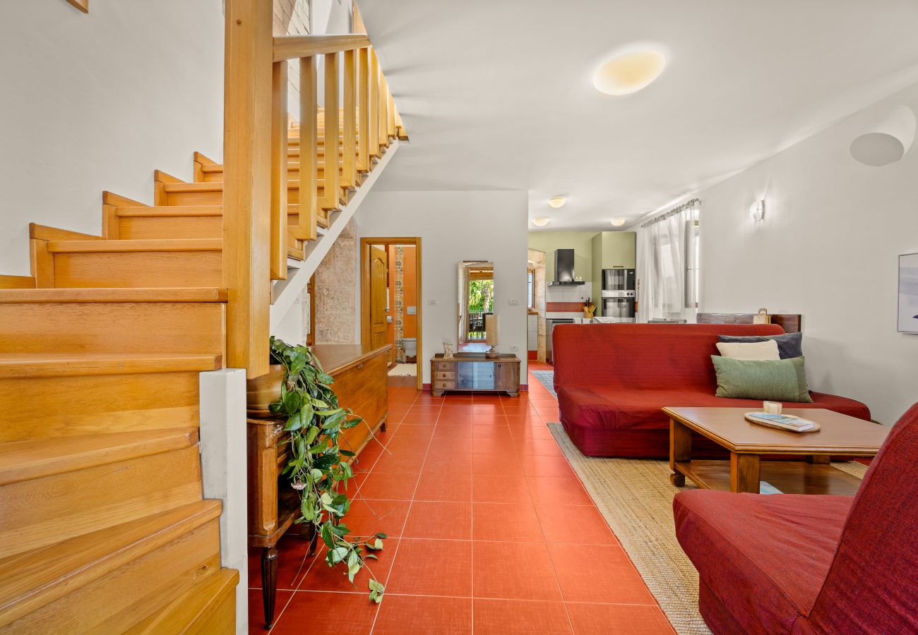 Villa in Marcana - Casa Menta near Pula for 10 persons - private villa for families & friends with wellness