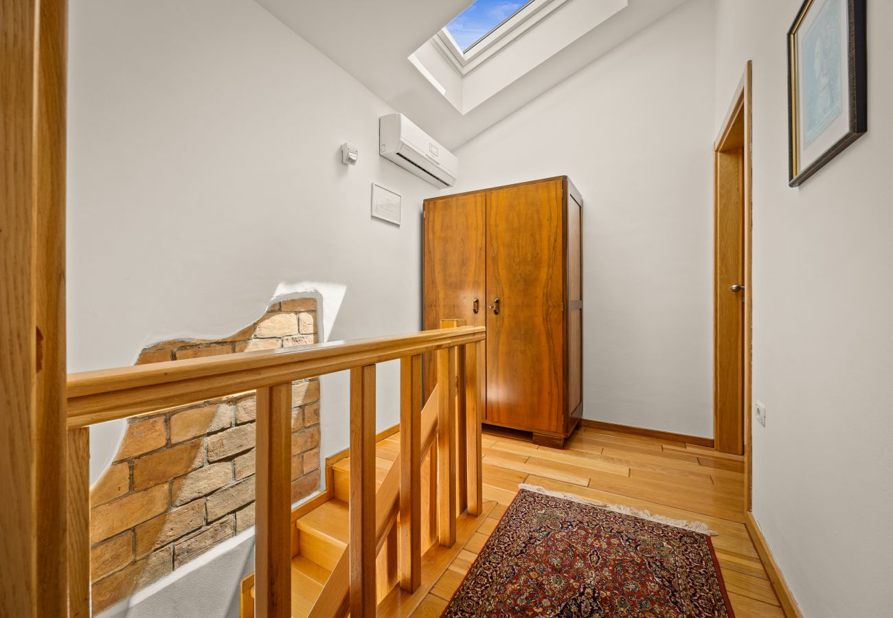 Villa in Marcana - Casa Menta near Pula for 10 persons - private villa for families & friends with wellness